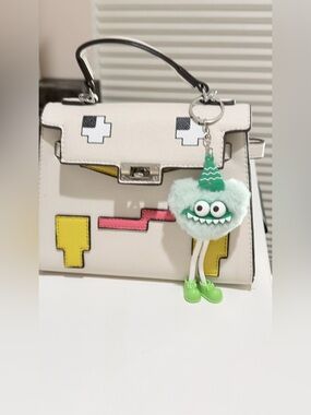 Structured White Top-Handle Bag with Yellow Accent